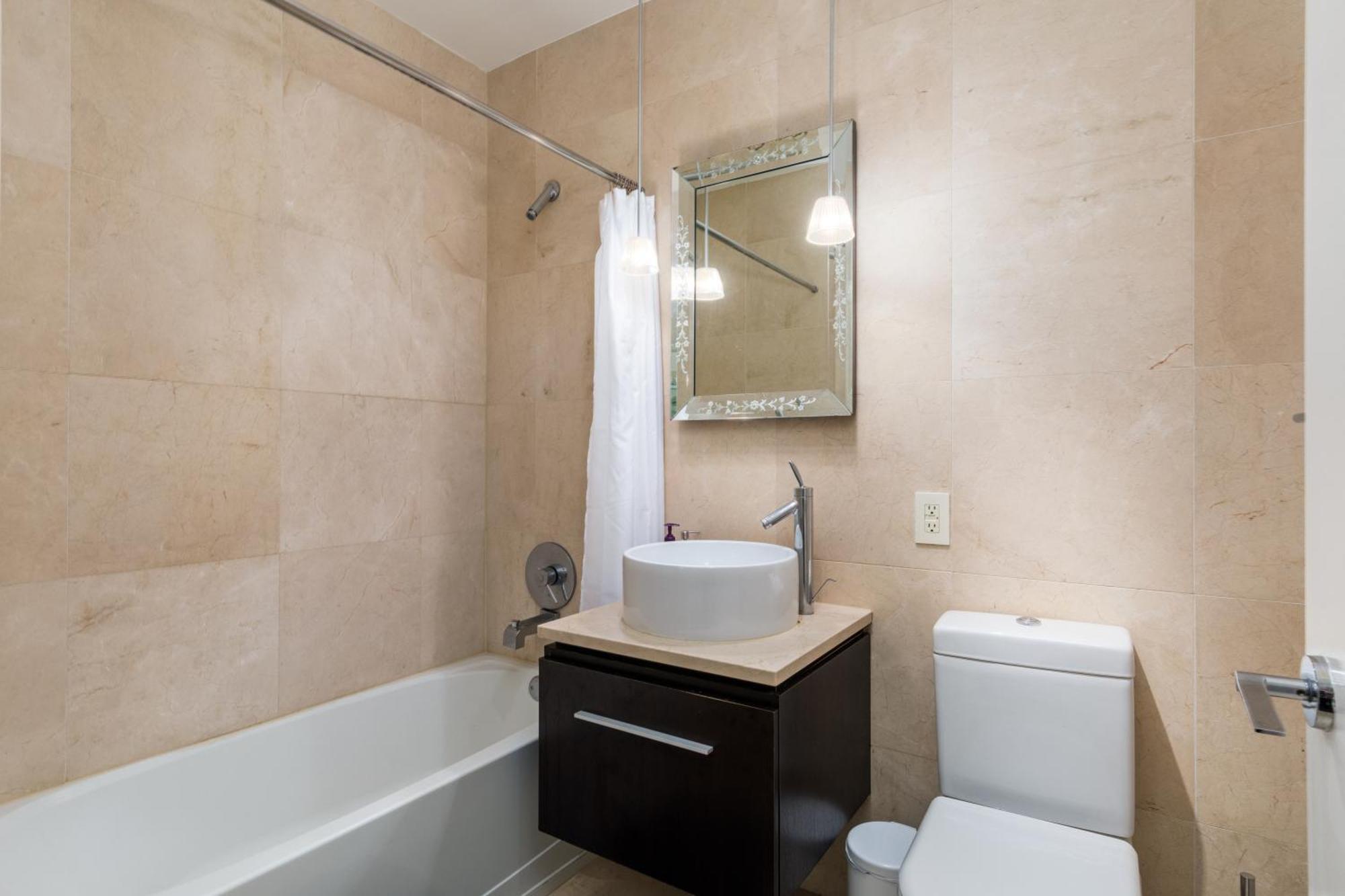 Outstanding & Bright 5bdr & 2 Bth In Downtown Manhattan Nueva York